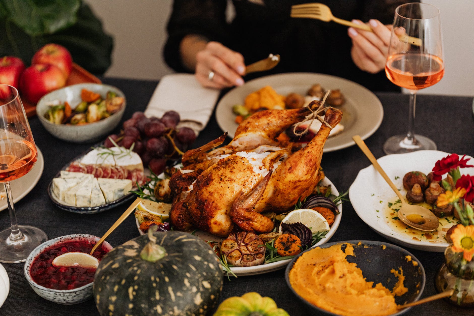 Holiday Eating Tips for Managing Blood Sugar